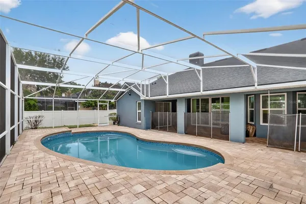 $699,999 | 5232 Hammock Circle, St. Cloud, FL 34771