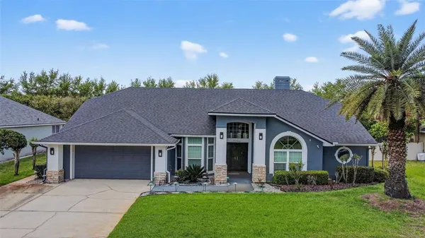 $699,999 | 5232 Hammock Circle, St. Cloud, FL 34771