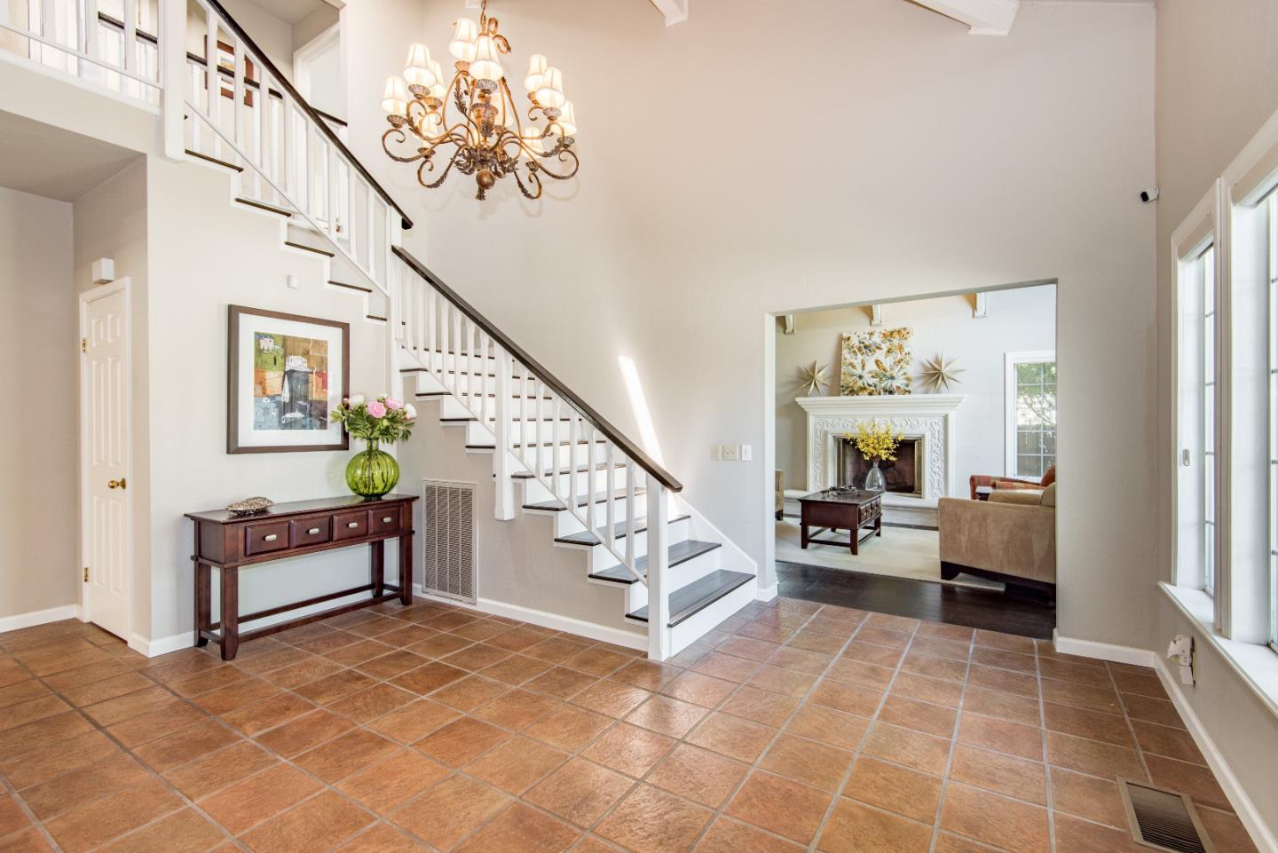 796 Dry Creek Road Campbell, CA 95008 - Photo 4 of 30