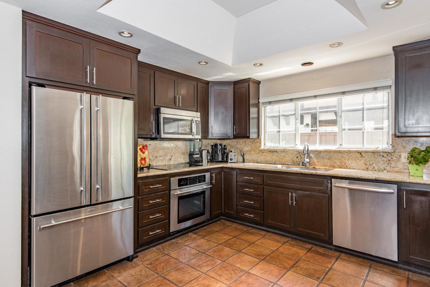 796 Dry Creek Road Campbell, CA 95008 - Photo 10 of 30