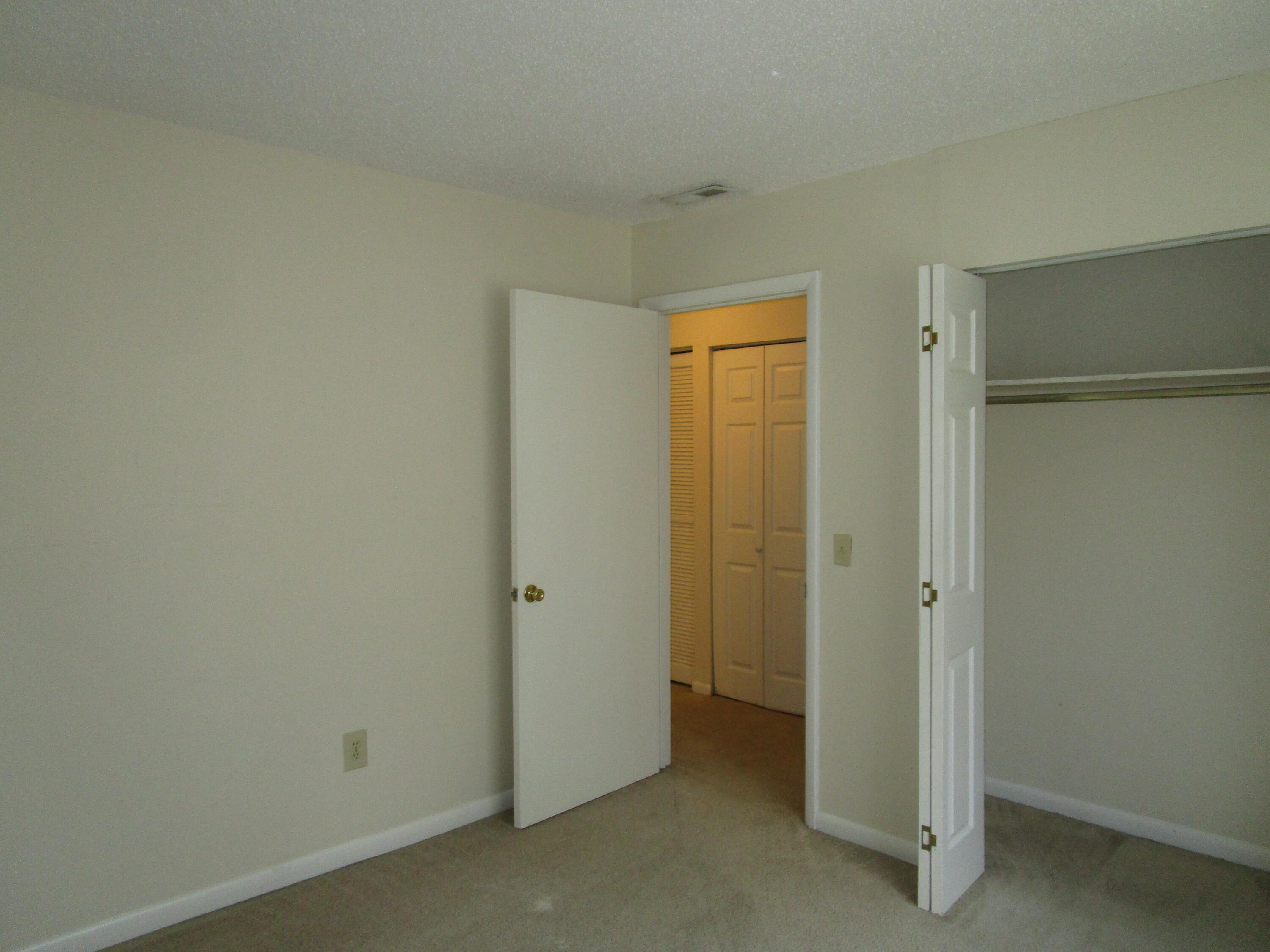 251 Rast Street, Unit A6 Sumter, SC 29150 - Photo 10 of 13 IMG_6081