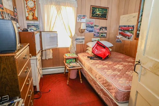 $145,900 | 19 Knox Road, Peru, ME 04290