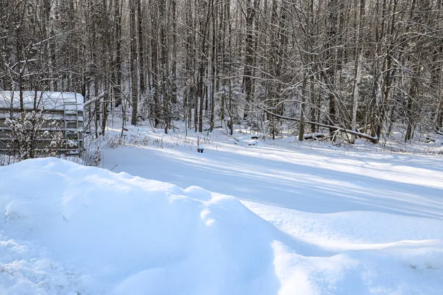 $145,900 | 19 Knox Road, Peru, ME 04290