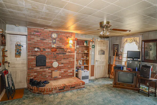 $145,900 | 19 Knox Road, Peru, ME 04290