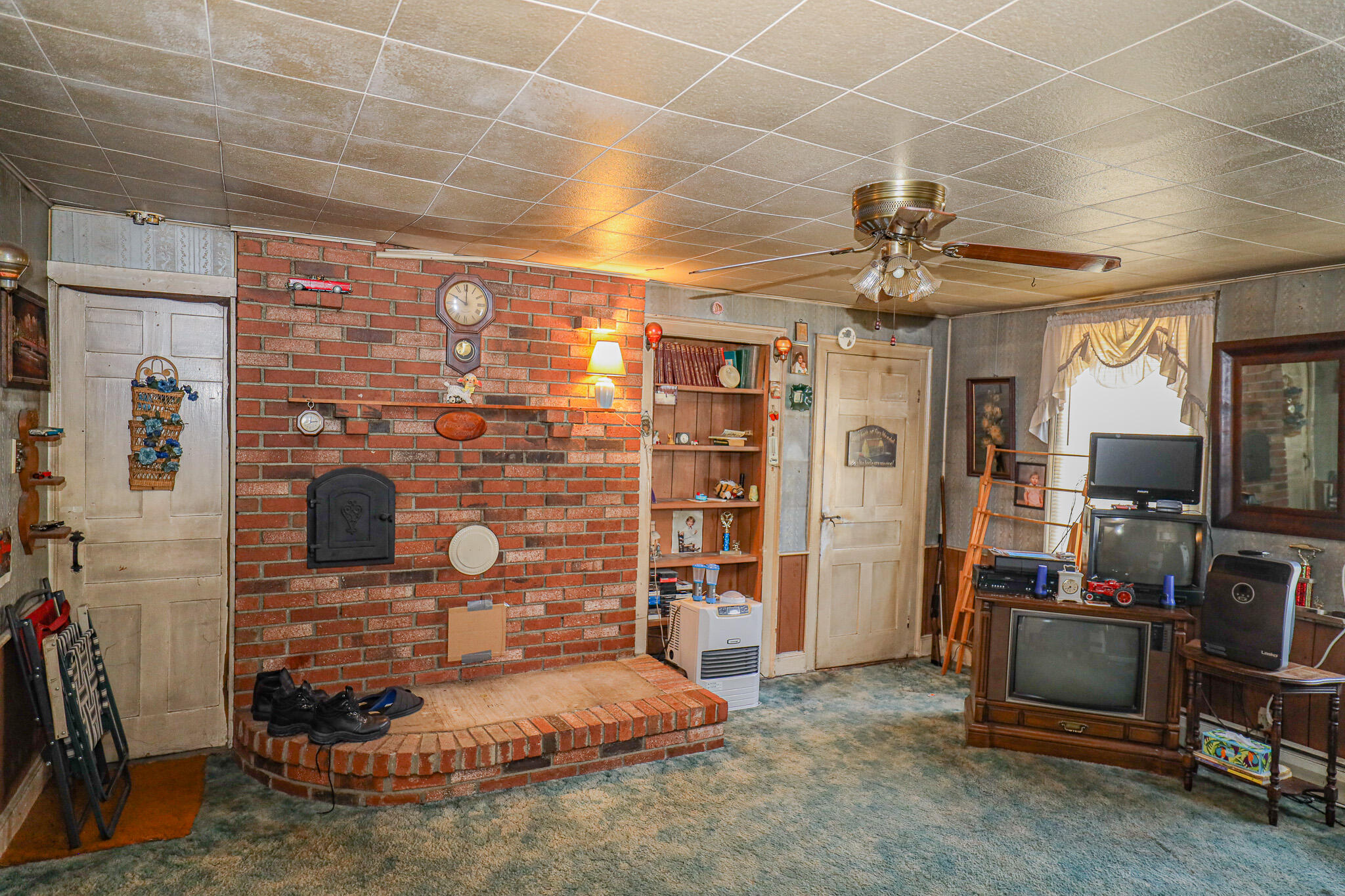 19 Knox Road Peru, ME 04290 - Photo 8 of 28 447A0148
