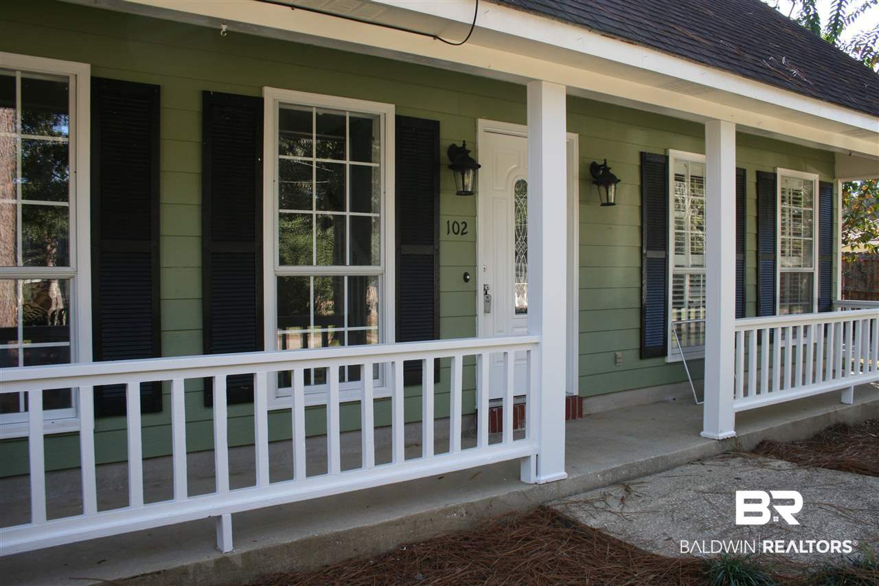 102 Meadow Wood Loop Daphne, AL 36526 - Photo 31 of 33 Freshly Painted Porch