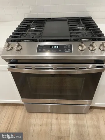 a close view of stove top oven