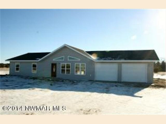 5998 Kestrel Road Northwest Bemidji, MN 56601 - Photo 2 of 17 Gallery Image 2
