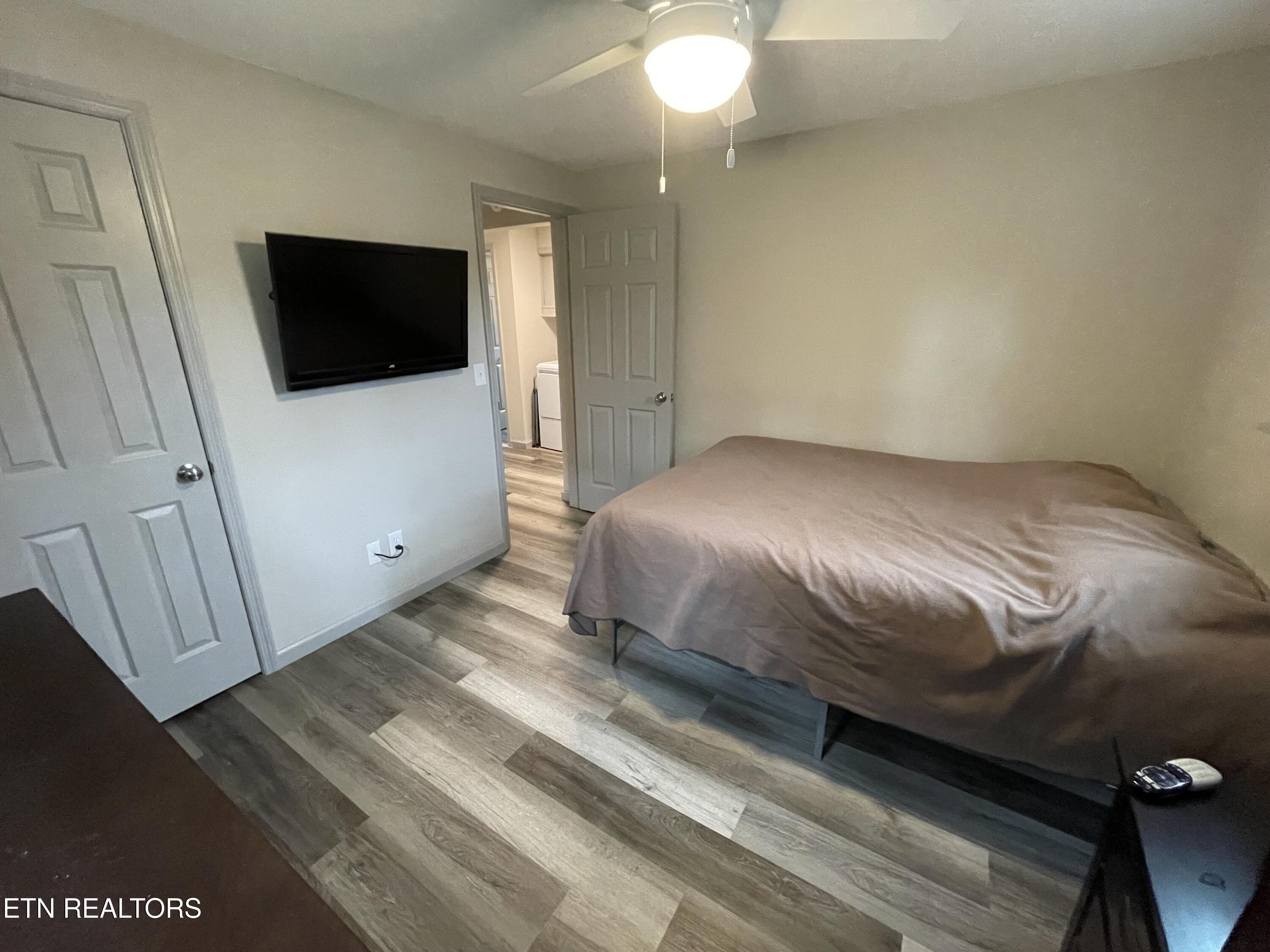 613 Clark Street Athens, TN 37303 - Photo 13 of 30 IMG_1392