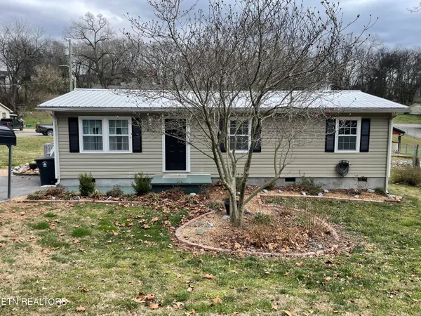$215,000 | 613 Clark Street, Athens, TN 37303