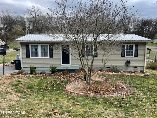 $215,000 | 613 Clark Street, Athens, TN 37303