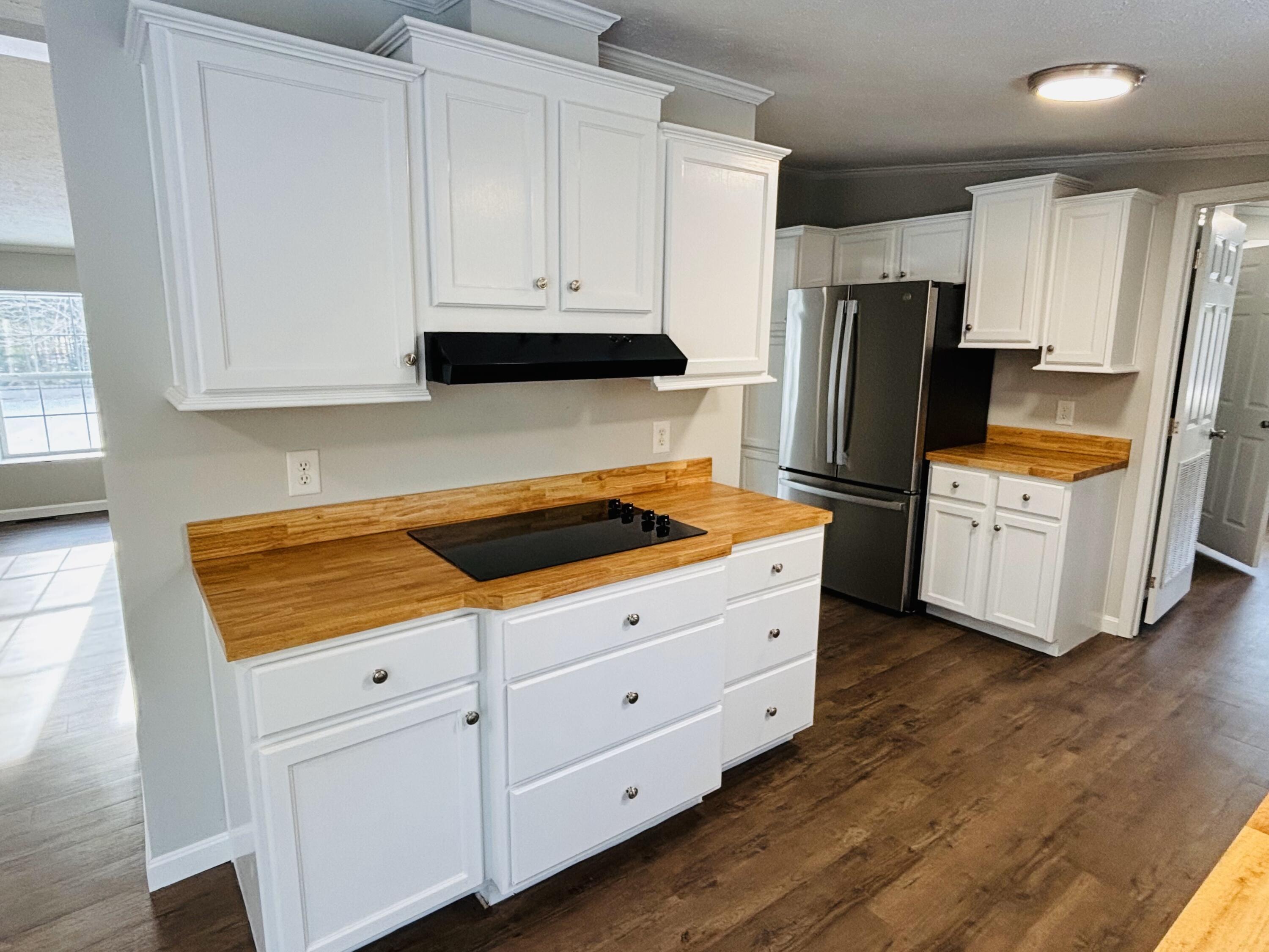 261 Lower Detroit Road Plymouth, ME 04969 - Photo 11 of 32 13