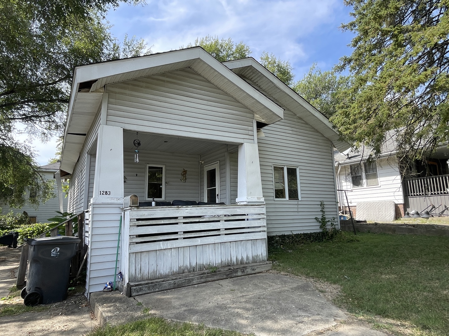 1283 South Illinois Street Decatur, IL 62521 - Photo 1 of 21