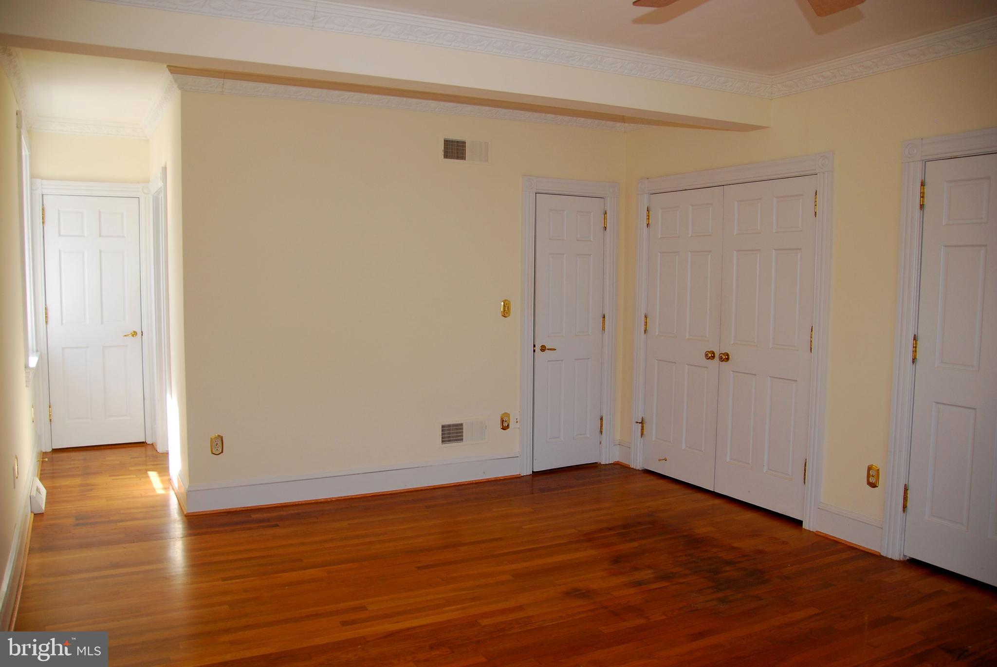 490 Willow Road Nottingham, PA 19362 - Photo 23 of 50 Oversized master with