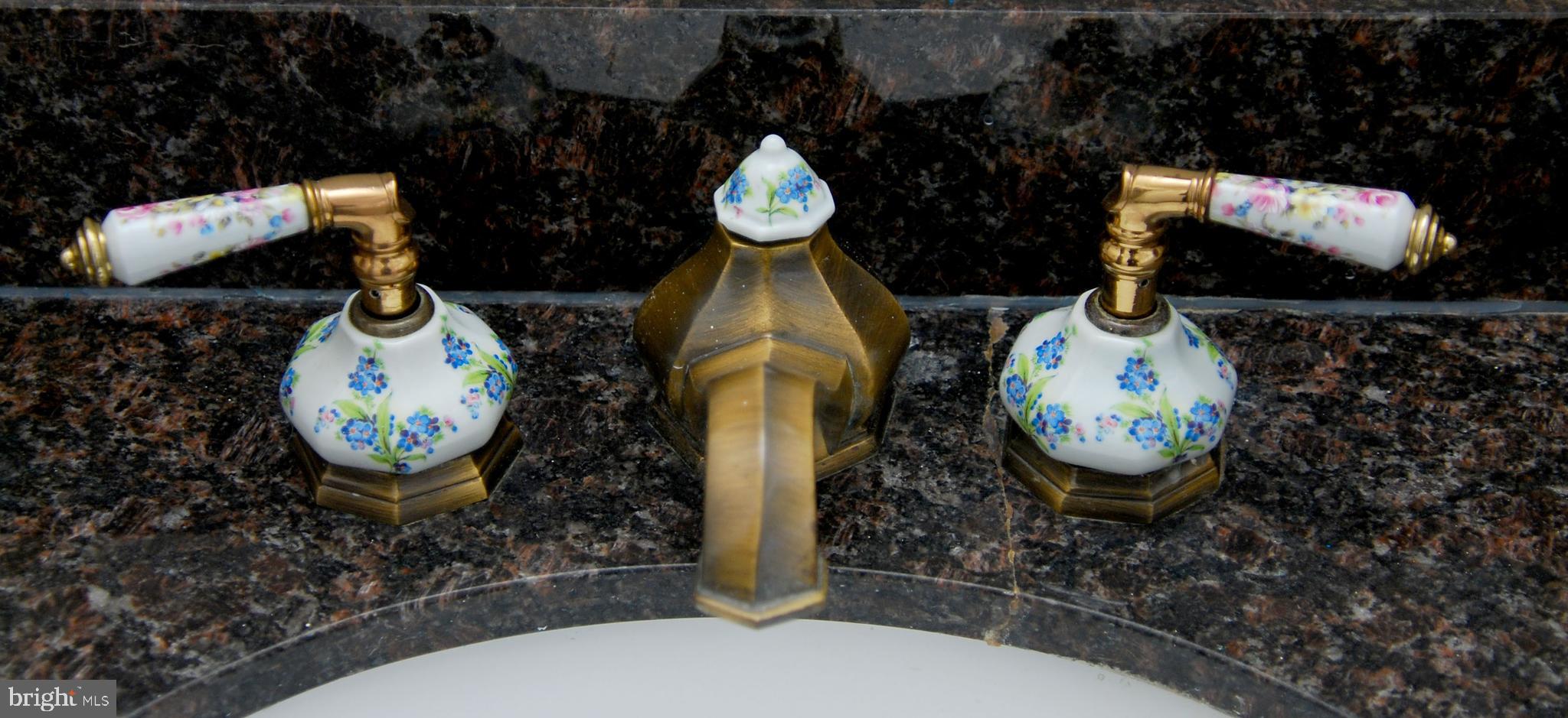 490 Willow Road Nottingham, PA 19362 - Photo 30 of 50 Solid brass faucets