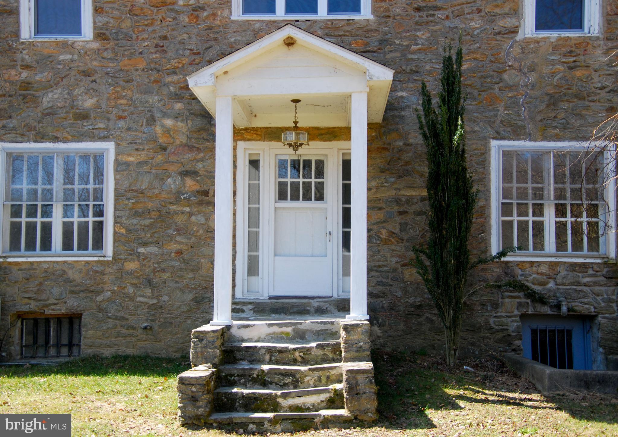 490 Willow Road Nottingham, PA 19362 - Photo 7 of 50 Opposite side of home