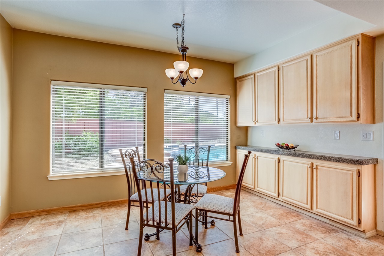 2280 Ritter Place Escondido, CA 92029 - Photo 6 of 24 Gallery Image 6