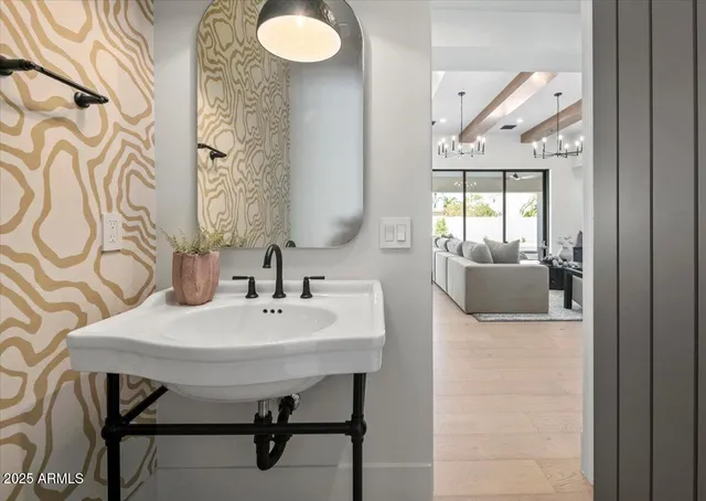 $3,450,000 | 8108 East Del Cristal Drive, Scottsdale, AZ 85258