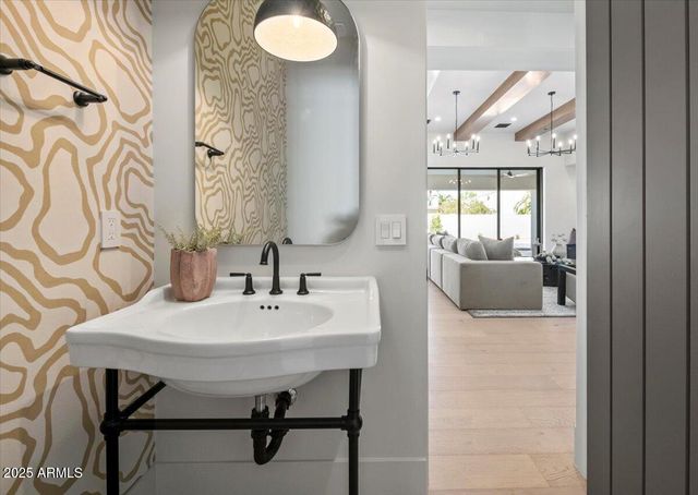 $3,450,000 | 8108 East Del Cristal Drive, Scottsdale, AZ 85258