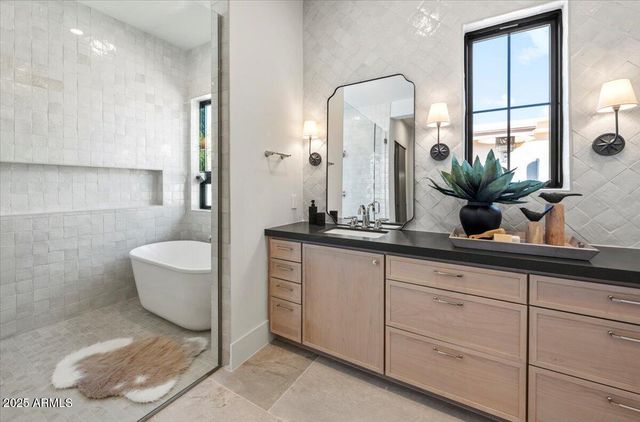 $3,450,000 | 8108 East Del Cristal Drive, Scottsdale, AZ 85258