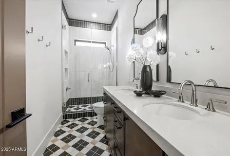 $3,450,000 | 8108 East Del Cristal Drive, Scottsdale, AZ 85258