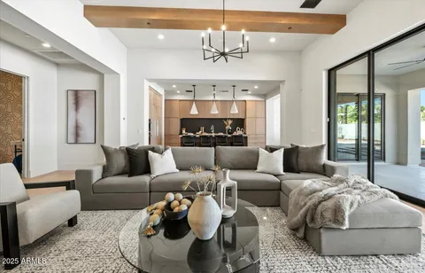 $3,450,000 | 8108 East Del Cristal Drive, Scottsdale, AZ 85258