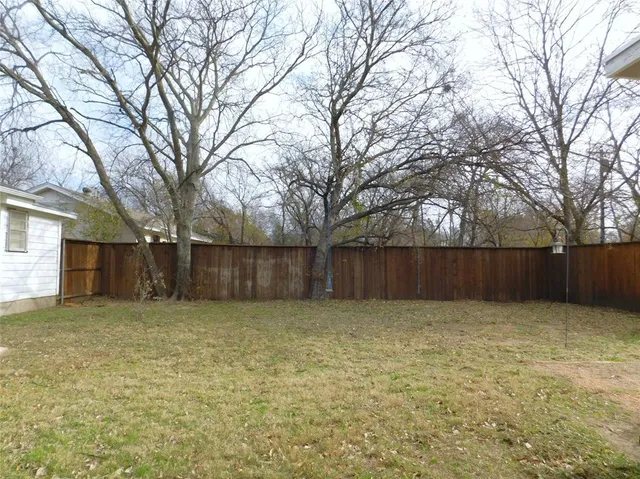 $1,795 | 817 Emery Street, Denton, TX 76201