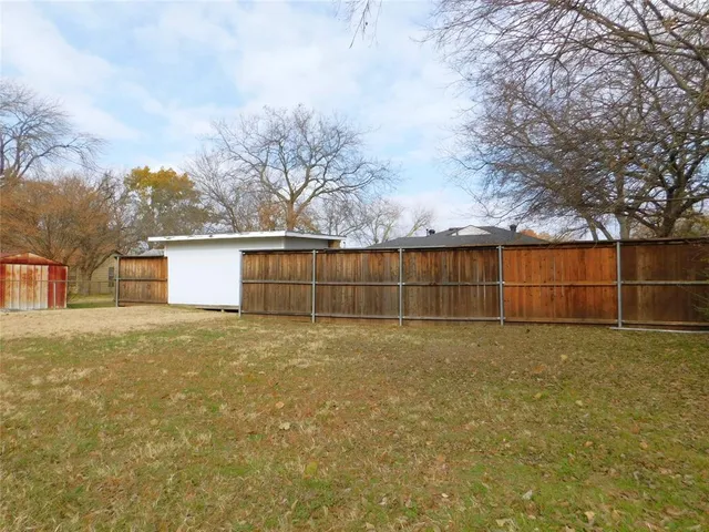 $1,795 | 817 Emery Street, Denton, TX 76201