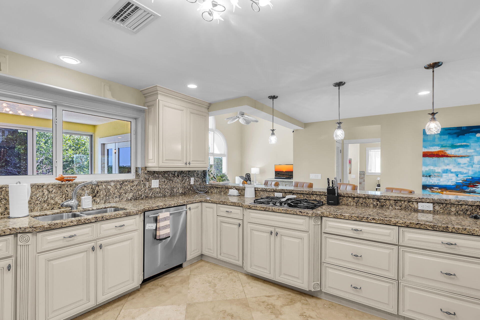 205 Stirrup Key Boulevard Marathon, FL 33050 - Photo 21 of 58 KITCHEN