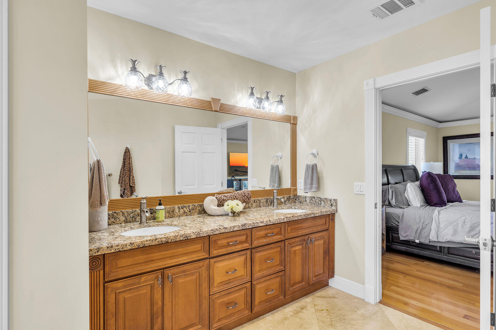 205 Stirrup Key Boulevard Marathon, FL 33050 - Photo 30 of 58 PRIMARY SUITE BATH