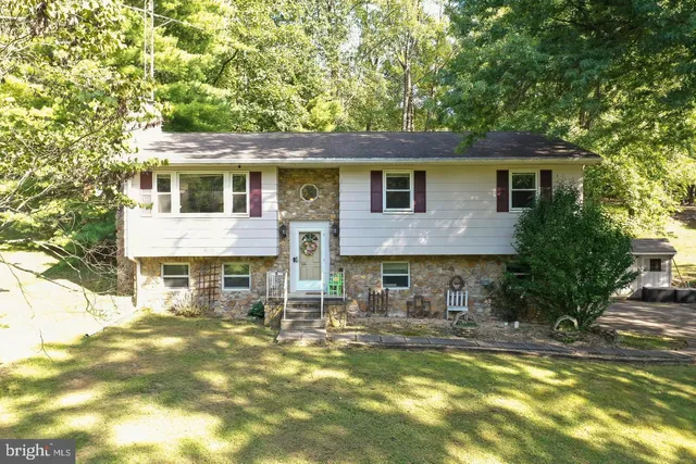 $339,500 | 10968 Old Forge Road, Waynesboro, PA 17268