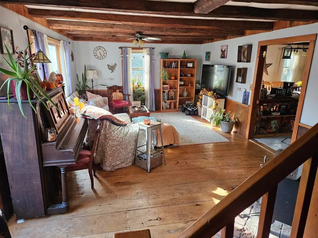 $319,999 | 205 Hurd Hill Road, Lyman, NH 03585