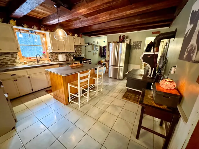 $319,999 | 205 Hurd Hill Road, Lyman, NH 03585