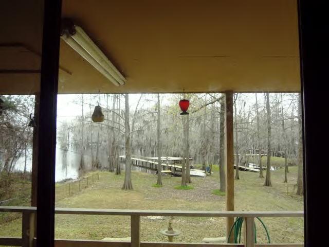 521 Sandy Point Road Campti, LA 71411 - Photo 8 of 19 Gallery Image 8