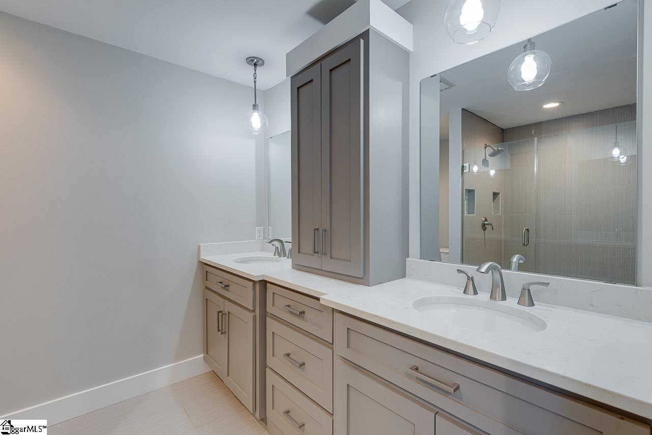 125 Ledbetter Road Travelers Rest, SC 29690 - Photo 14 of 33