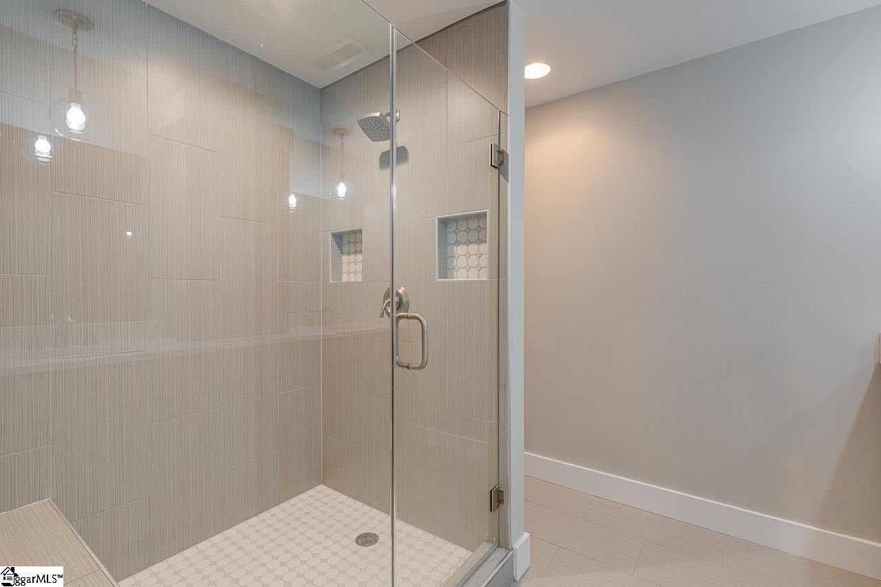 125 Ledbetter Road Travelers Rest, SC 29690 - Photo 15 of 33