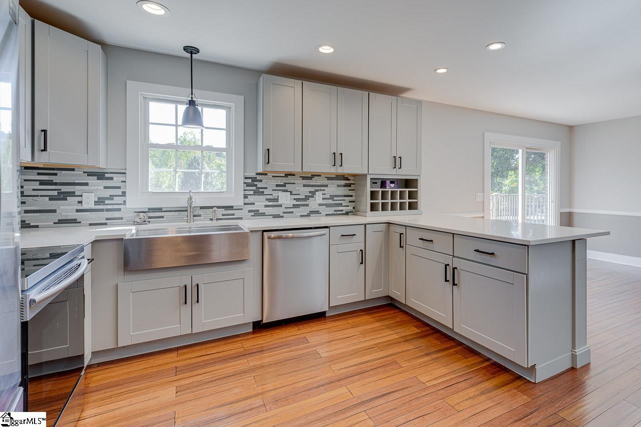 125 Ledbetter Road Travelers Rest, SC 29690 - Photo 18 of 33