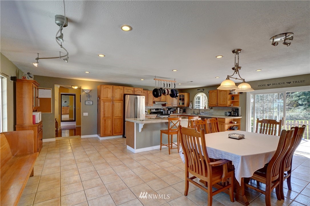210 Devereese Road Chehalis, WA 98532 - Photo 13 of 39 Gallery Image 13