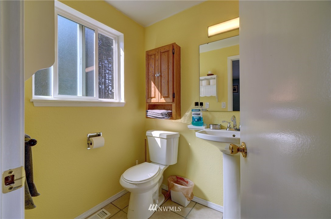 210 Devereese Road Chehalis, WA 98532 - Photo 16 of 39 Gallery Image 16