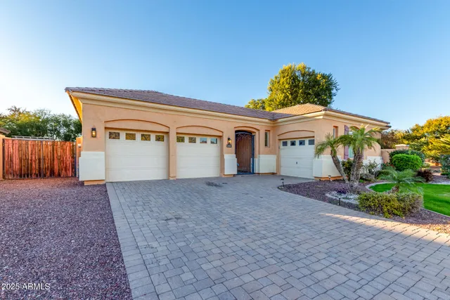 $3,499 | 2668 South Stuart Avenue, Gilbert, AZ 85295