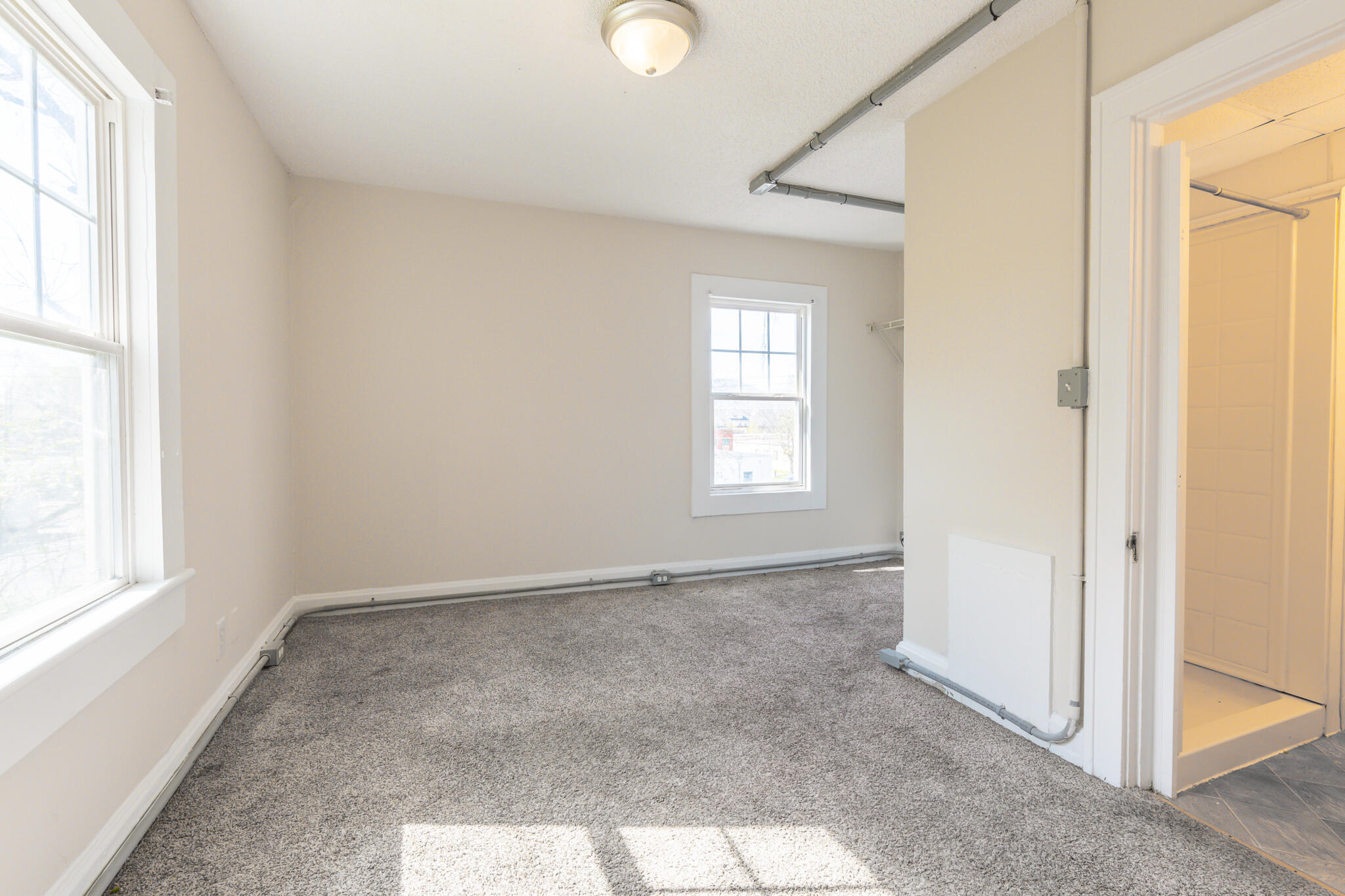 820 Oak Street, Unit 5 Chattanooga, TN 37403 - Photo 5 of 8 Apt 5 6