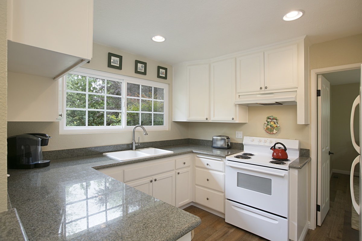 5327 La Glorieta Rancho Santa Fe, CA 92067 - Photo 18 of 25