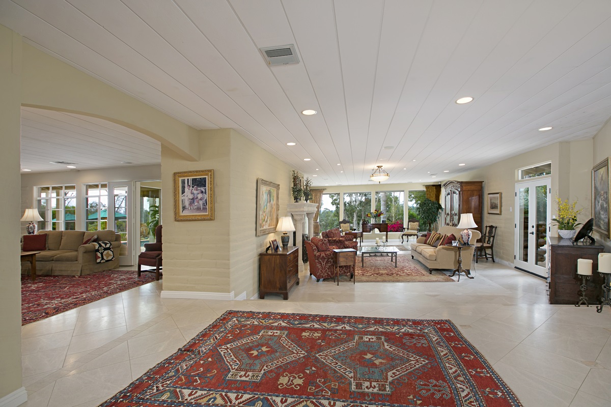 5327 La Glorieta Rancho Santa Fe, CA 92067 - Photo 3 of 25