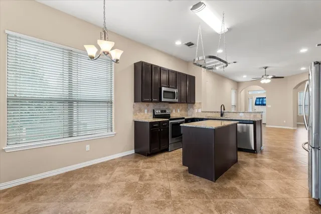 $1,900 | 105 Keo Keo Drive, Bastrop, TX 78602