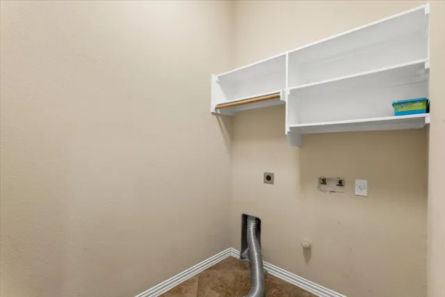 $1,900 | 105 Keo Keo Drive, Bastrop, TX 78602