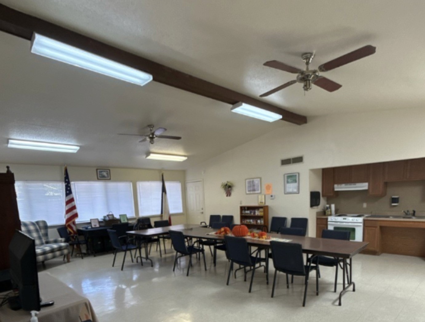 400 Austin Road Eagle Lake, TX 77434 - Photo 2 of 10 a view of a dining room with furniture