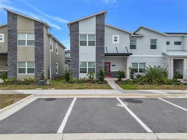 $2,900 | 1200 Challenge Drive, Davenport, FL 33896