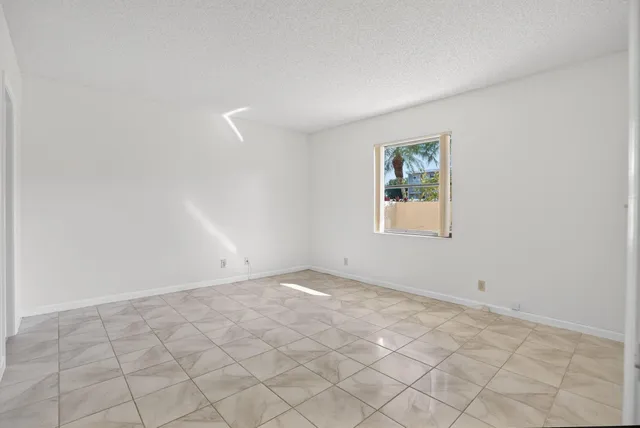 $2,800 | 300 North Hwy A1A, Unit 104J, Jupiter, FL 33477