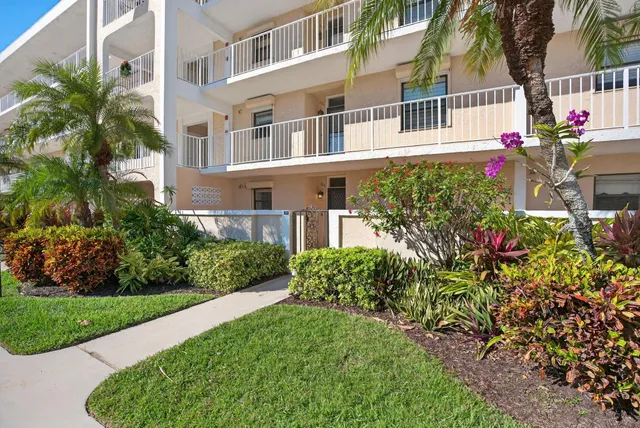 $2,800 | 300 North Hwy A1A, Unit 104J, Jupiter, FL 33477