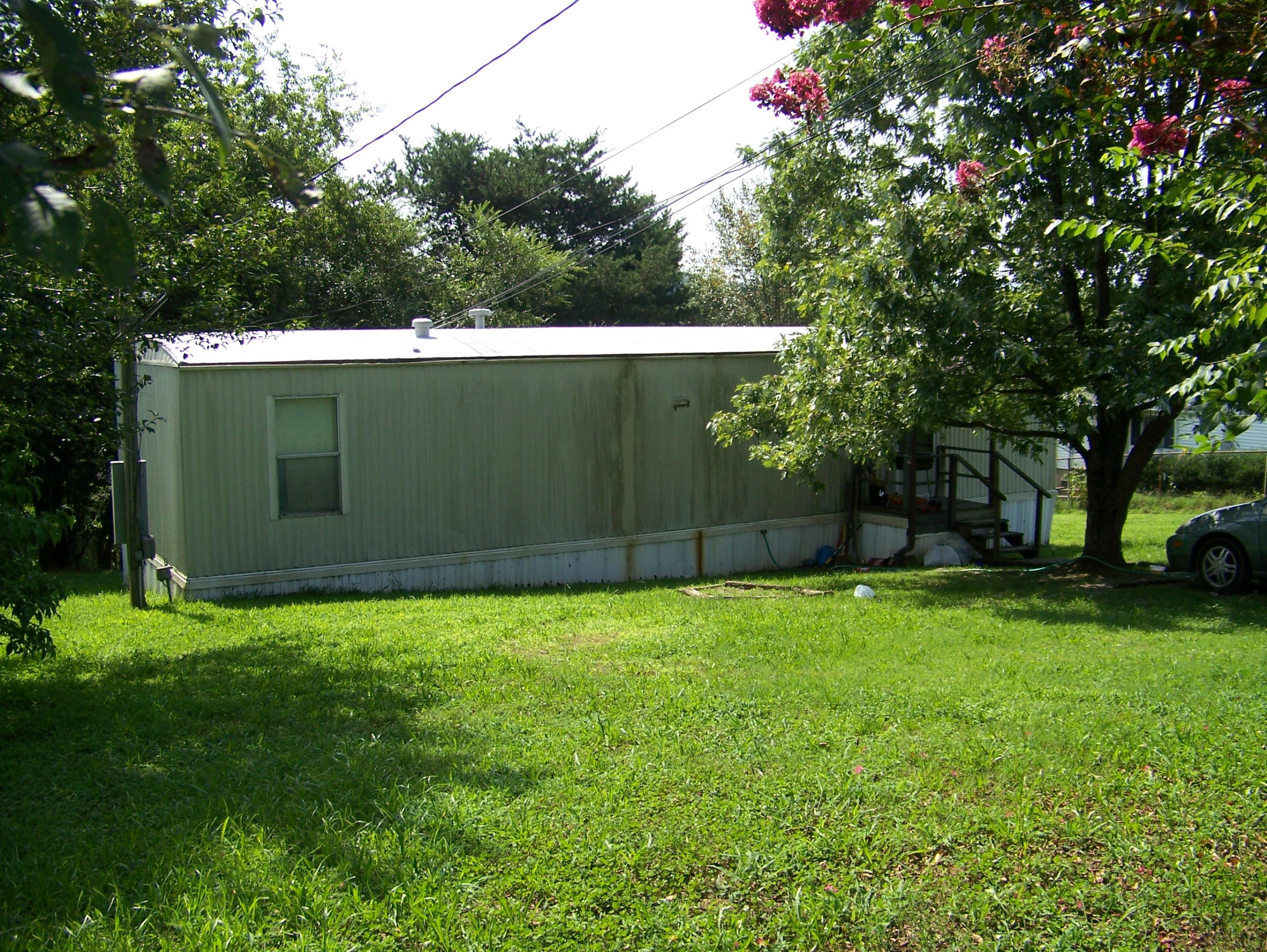 502 Eagleton Road Maryville, TN 37804 - Photo 3 of 4 502 Eagleton Rd MLS#1053078 004